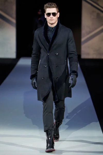 Look 61